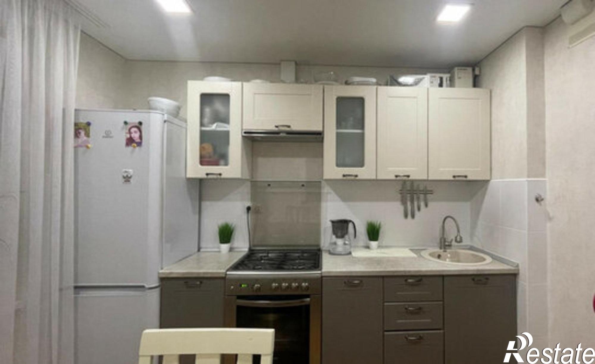 Купить квартиру за 4 800 000 рублей на проспект Строителей, 8