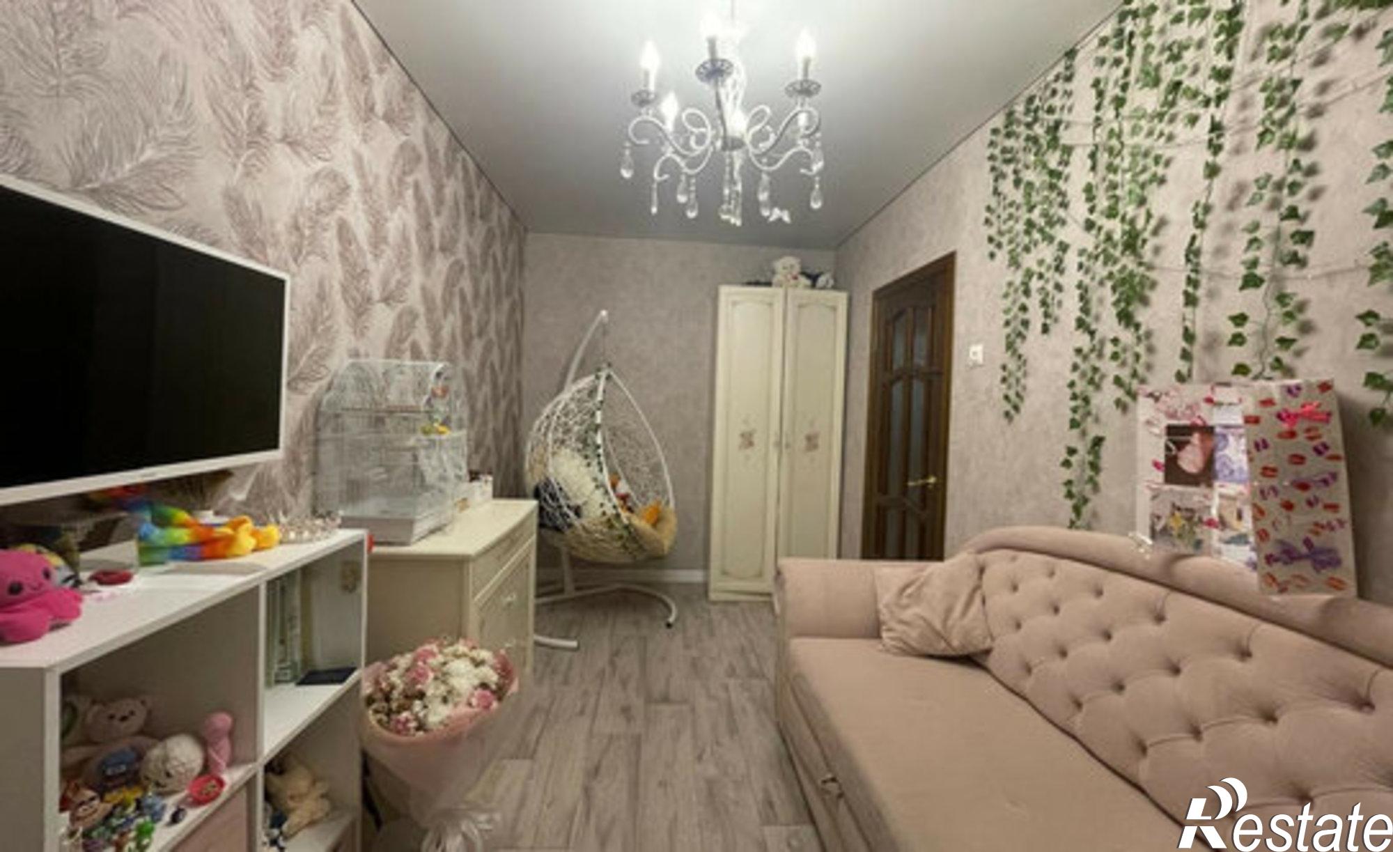 Купить квартиру за 4 800 000 рублей на проспект Строителей, 8