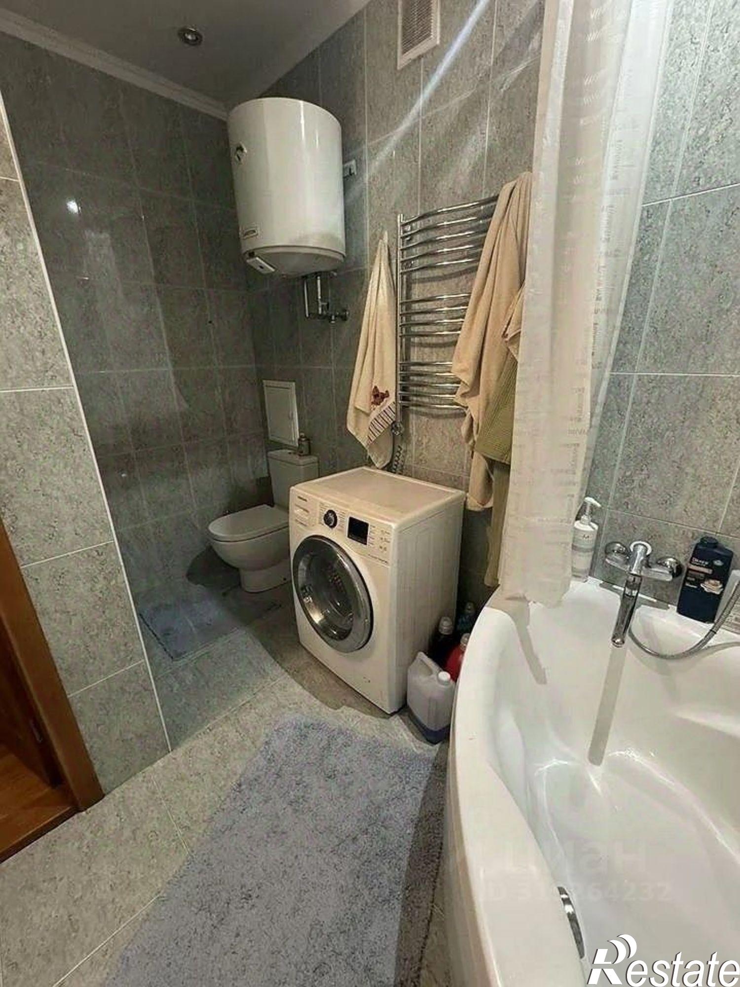 Купить квартиру за 18 250 000 рублей на Ростов-на-Дону г., Ленинский