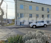 3-комн, 52кв м, этаж 1/2 18-я линия, 54