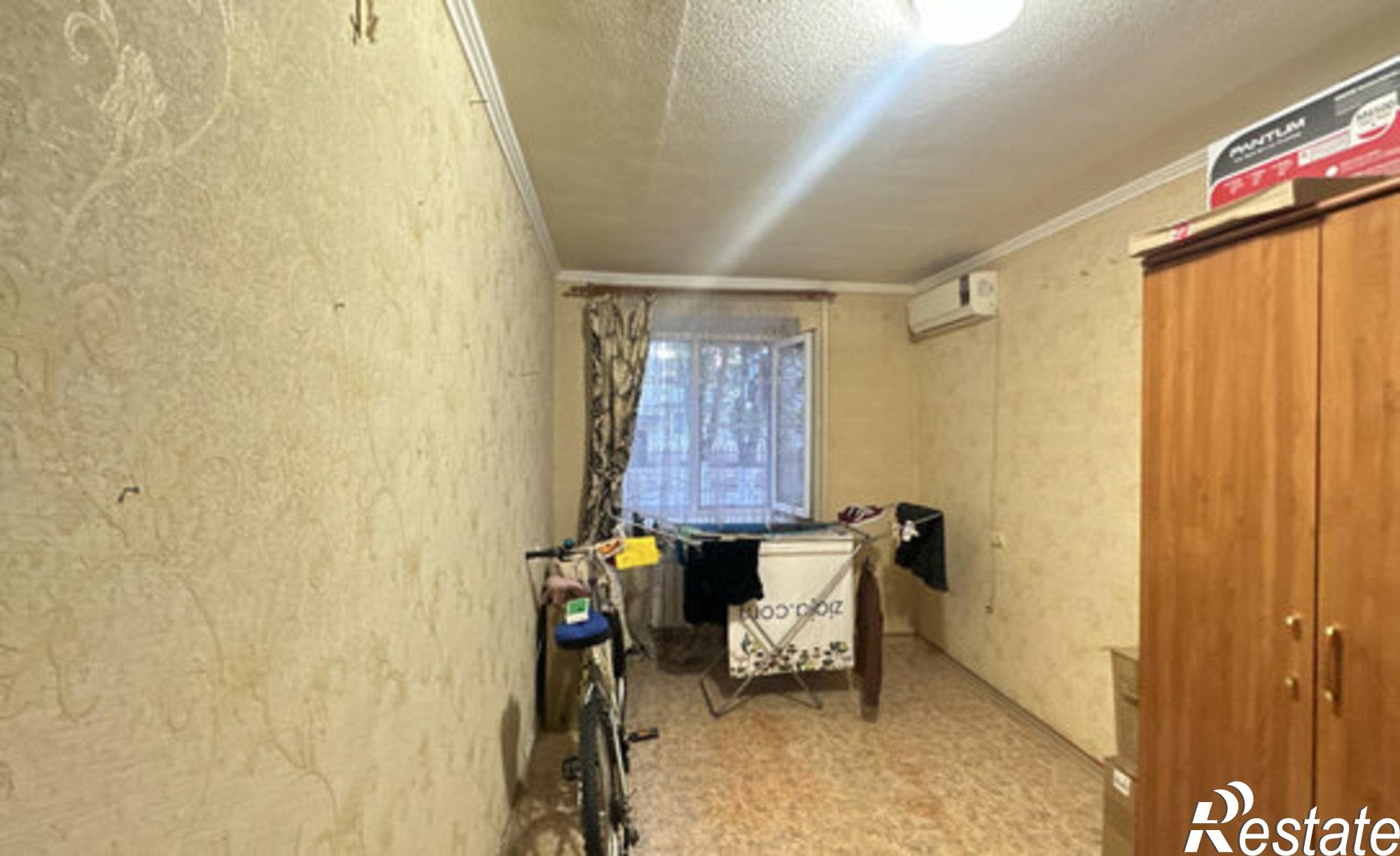 Купить квартиру за 2 700 000 рублей на Батайск, микрорайон Авиагородок, 19