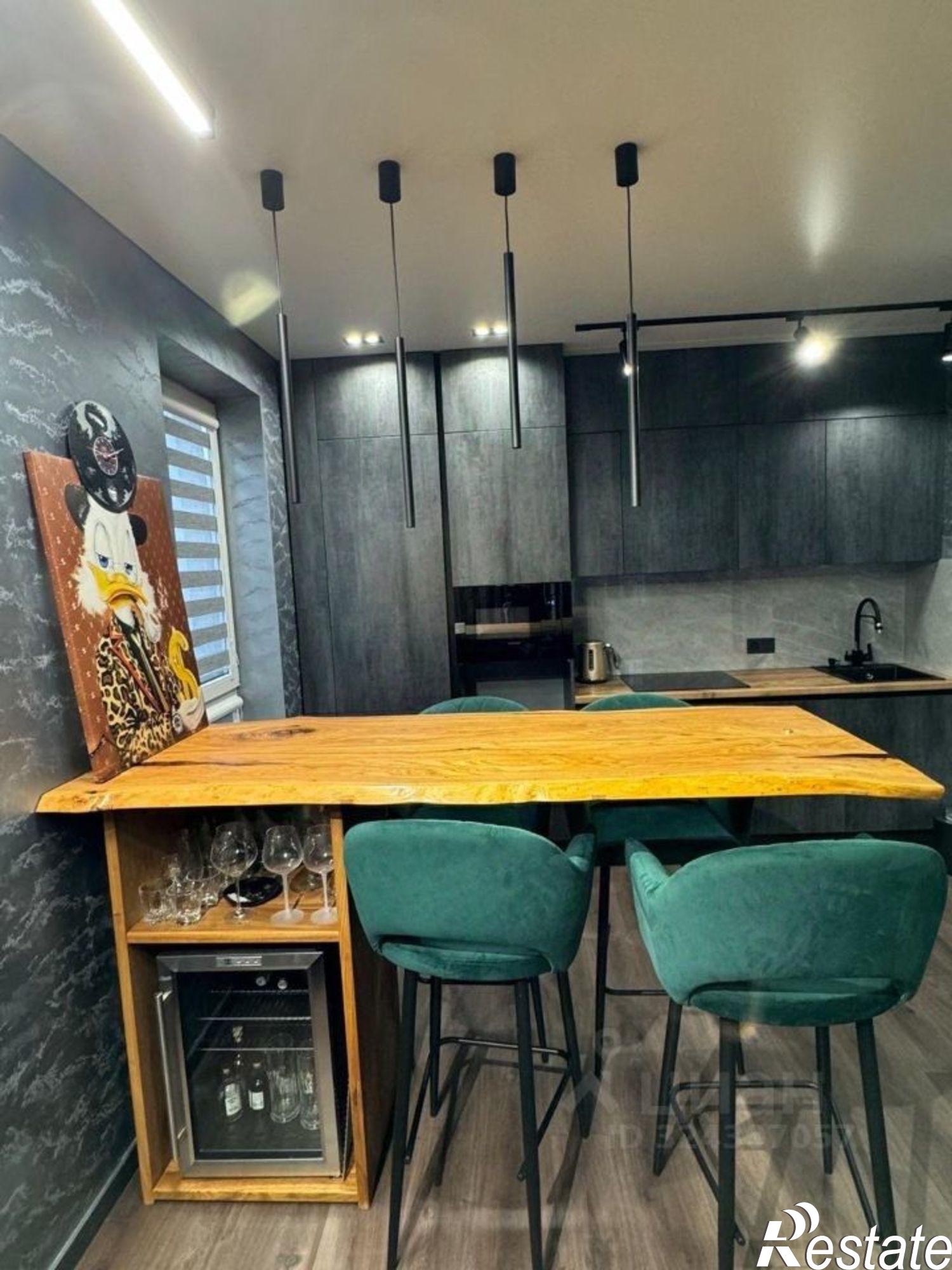 Купить квартиру за 11 800 000 рублей на Ростов-на-Дону, улица Мечникова, 110с1