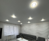 2-комн, 40кв м, этаж 1/5 улица Каяни, 17/6