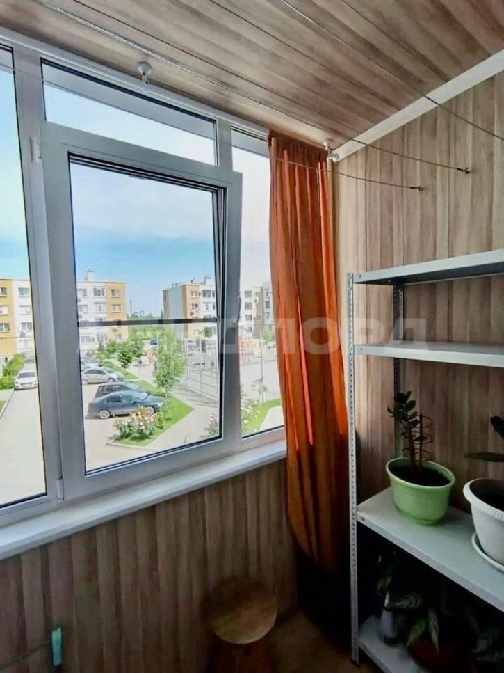 3-комн квартира улица Котова, 12к2