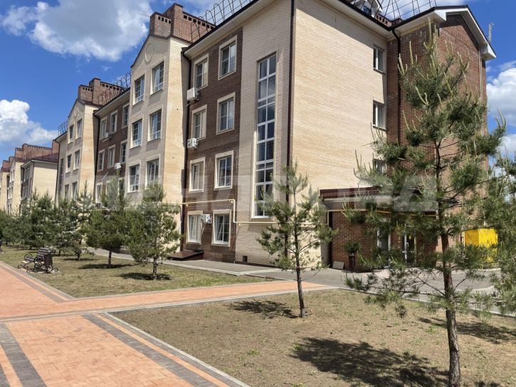 2-комн квартира проспект Победы, 3к3