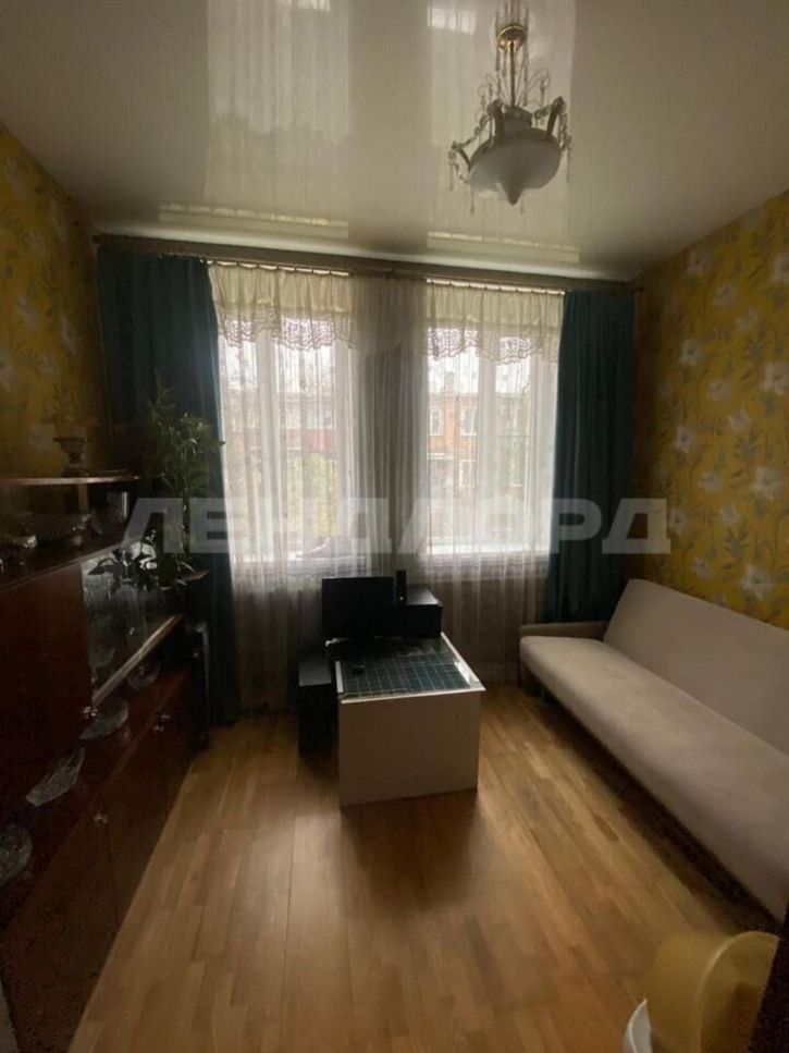 3-комн квартира улица Бекентьева, 4