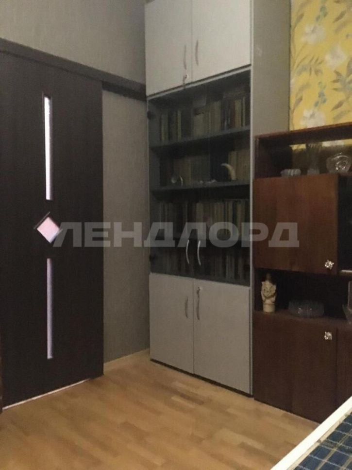 3-комн квартира улица Бекентьева, 4