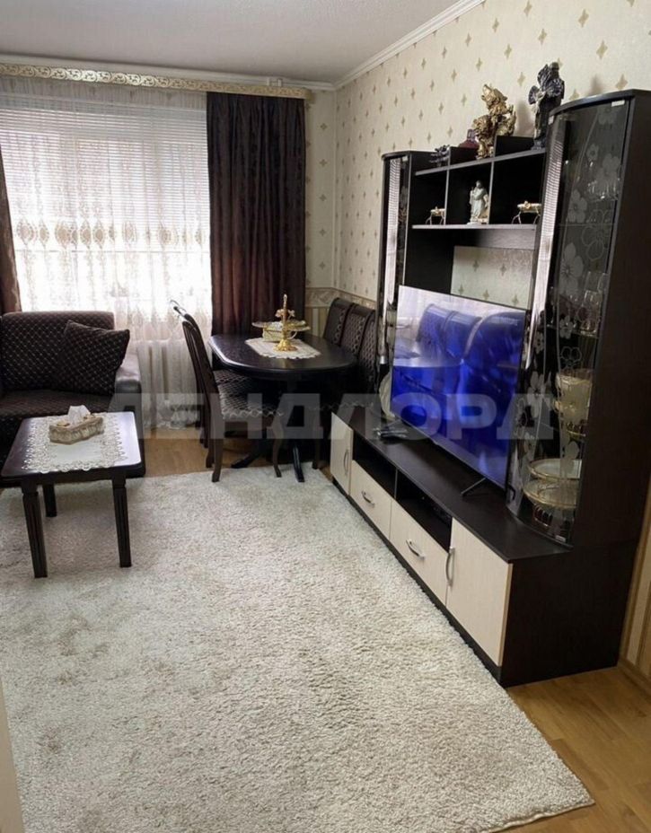 3-комн квартира улица Ушинского, 9А