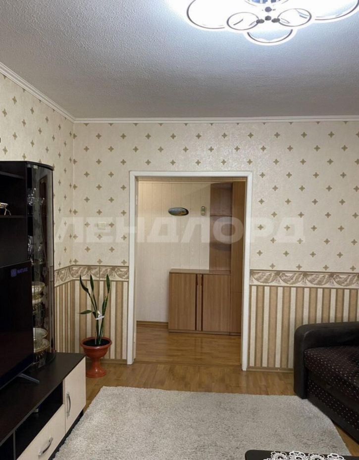 3-комн квартира улица Ушинского, 9А