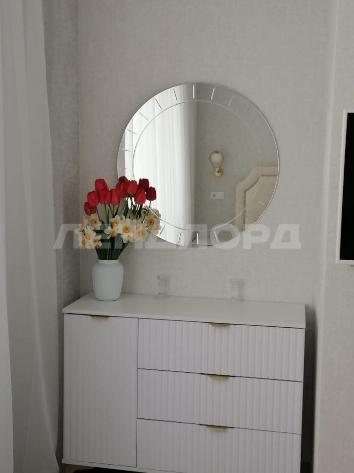 2-комн квартира улица Урицкого, 7