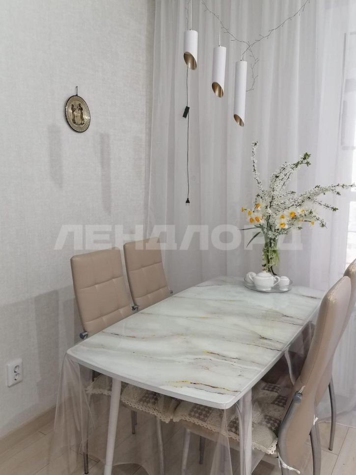 2-комн квартира улица Урицкого, 7