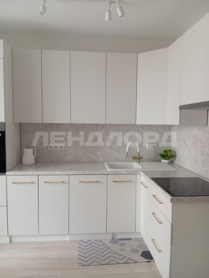 2-комн квартира улица Урицкого, 7
