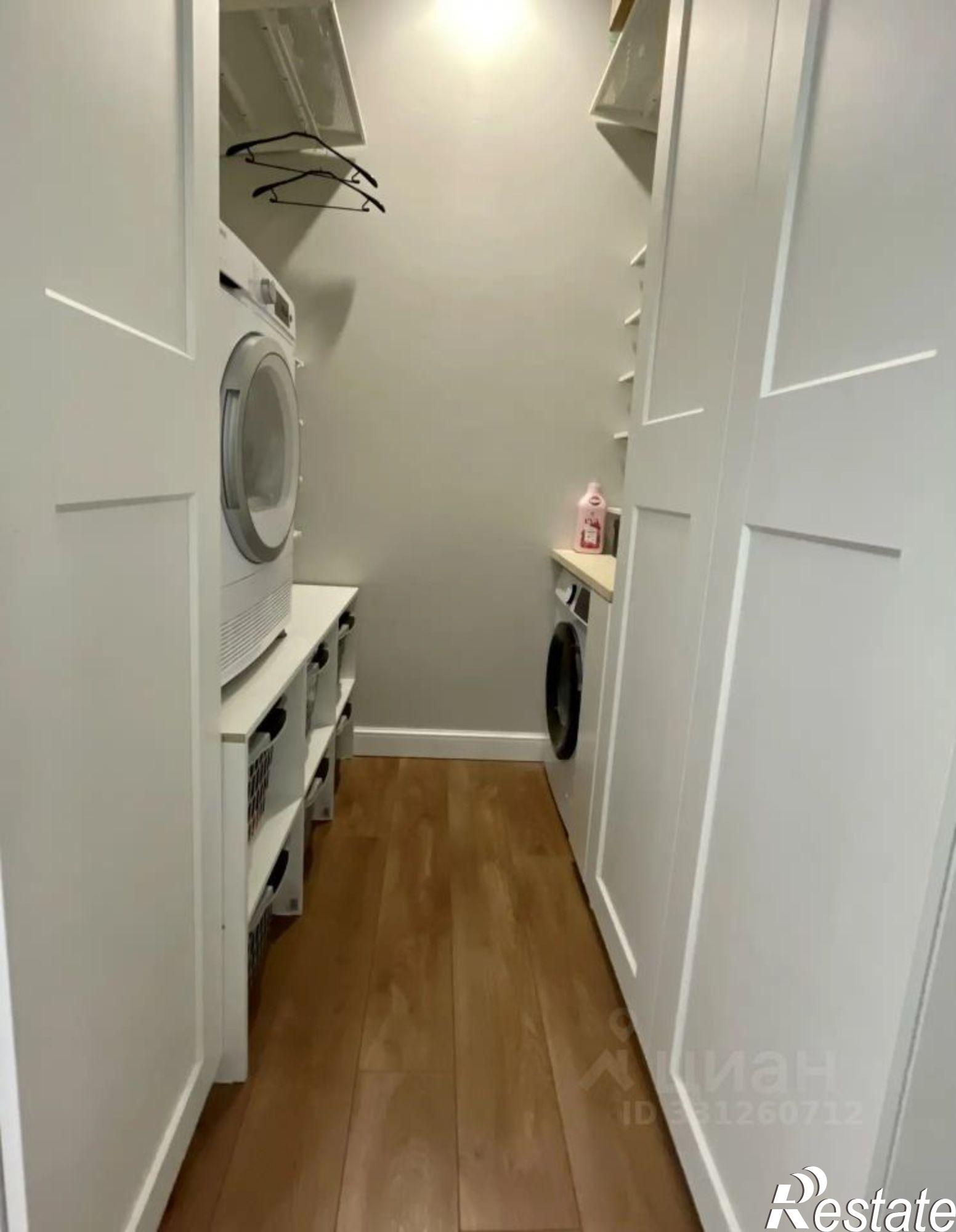 Купить дачу, дом, коттедж за 15 000 000 рублей на ул Школьная, 52