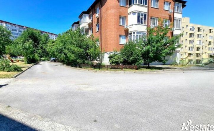 2-комн квартира улица Маршала Кошевого, 27А,  д. 27А