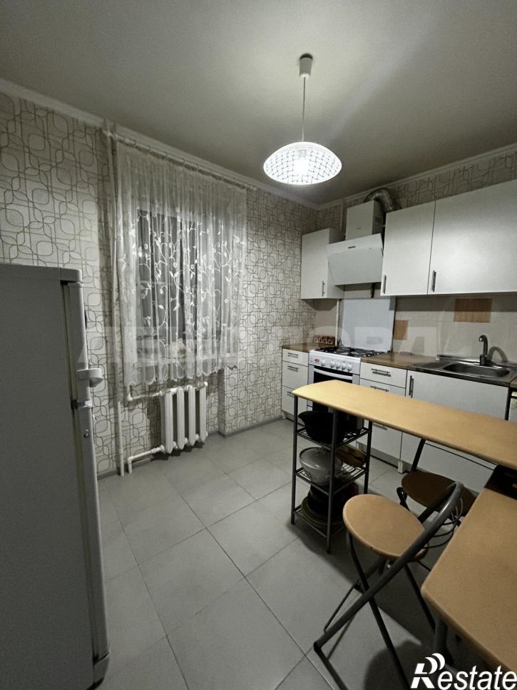 4-комн квартира улица Герцена, 37