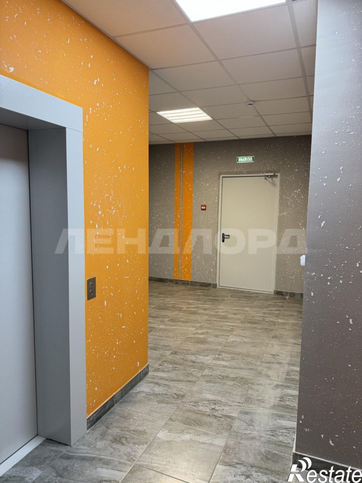 3-комн квартира улица Луначарского, 177Бк2