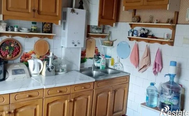3-комн квартира ул Щаденко, 63,  д. 63