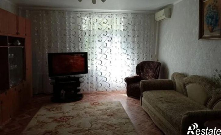 3-комн квартира ул Щаденко, 63,  д. 63
