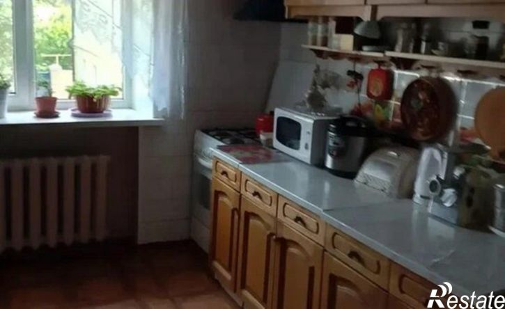 3-комн квартира ул Щаденко, 63,  д. 63