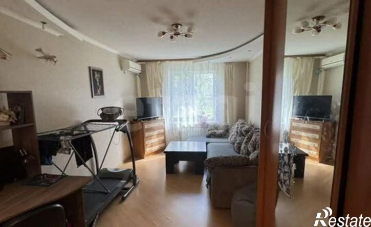 3-комн квартира Зерноград, улица Шукшина, 99
