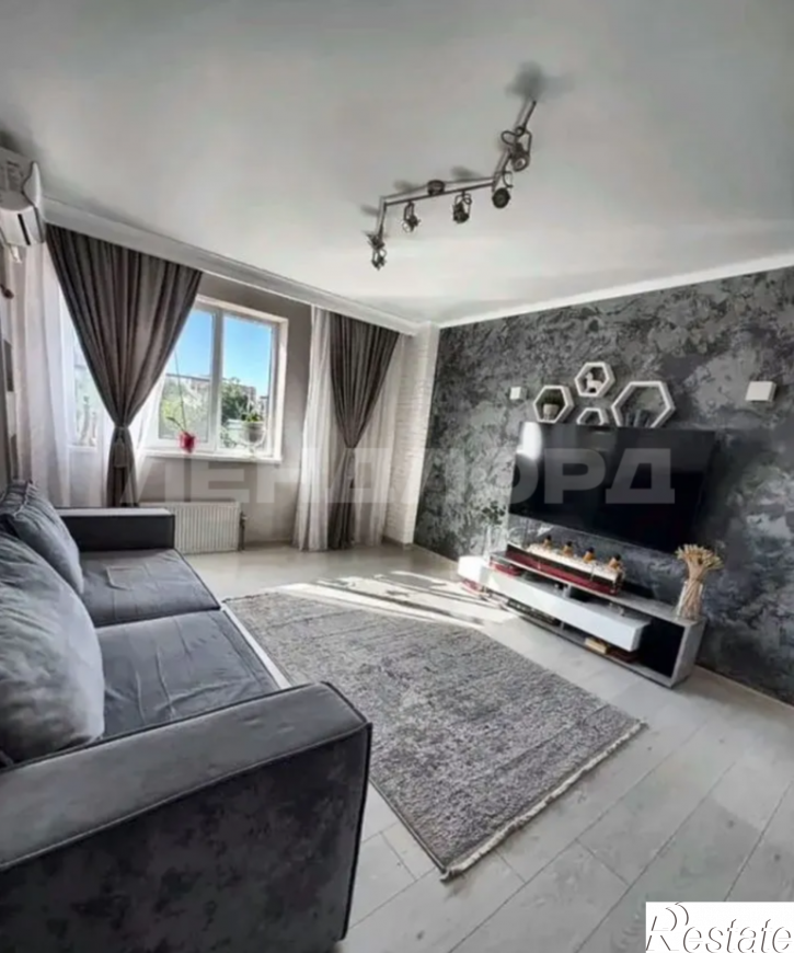 2-комн квартира улица Венеры, 23