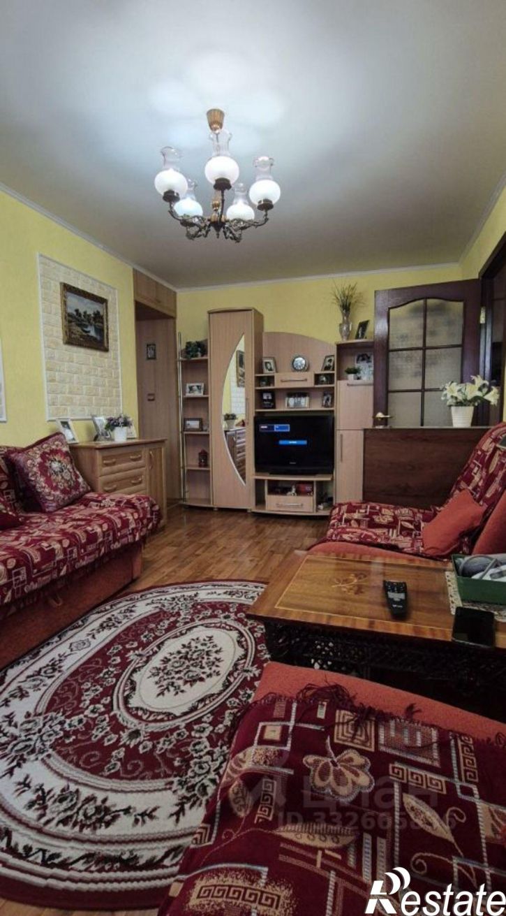 3-комн квартира ул Харьковская, 100,  д. 100