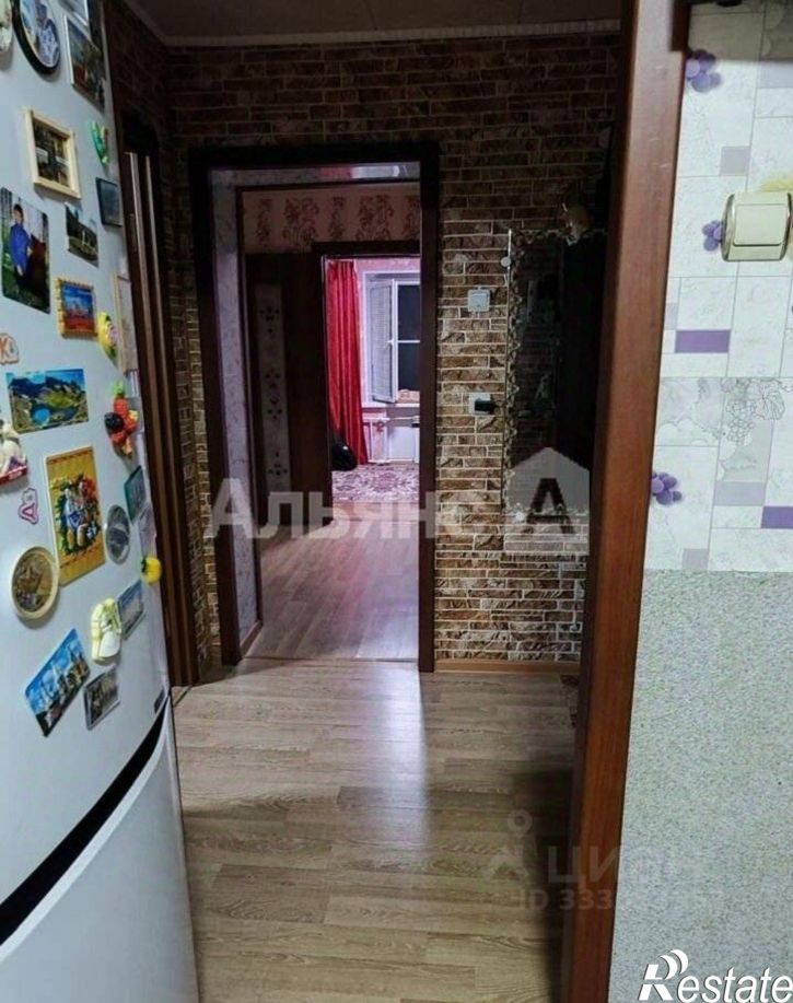 3-комн квартира Донецк, 16-й кв-л, 7