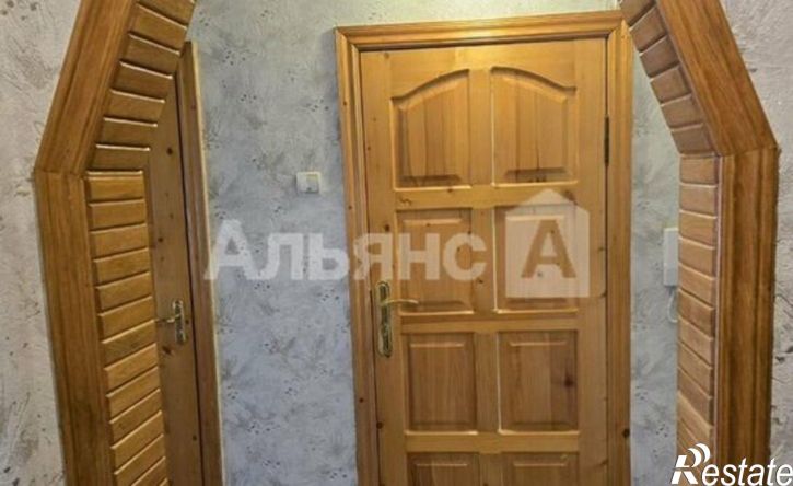3-комн квартира Волгодонск, улица Гагарина, 9