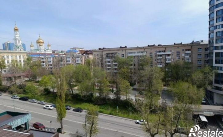 3-комн квартира Ростов-на-Дону, Буденновский проспект, 1А
