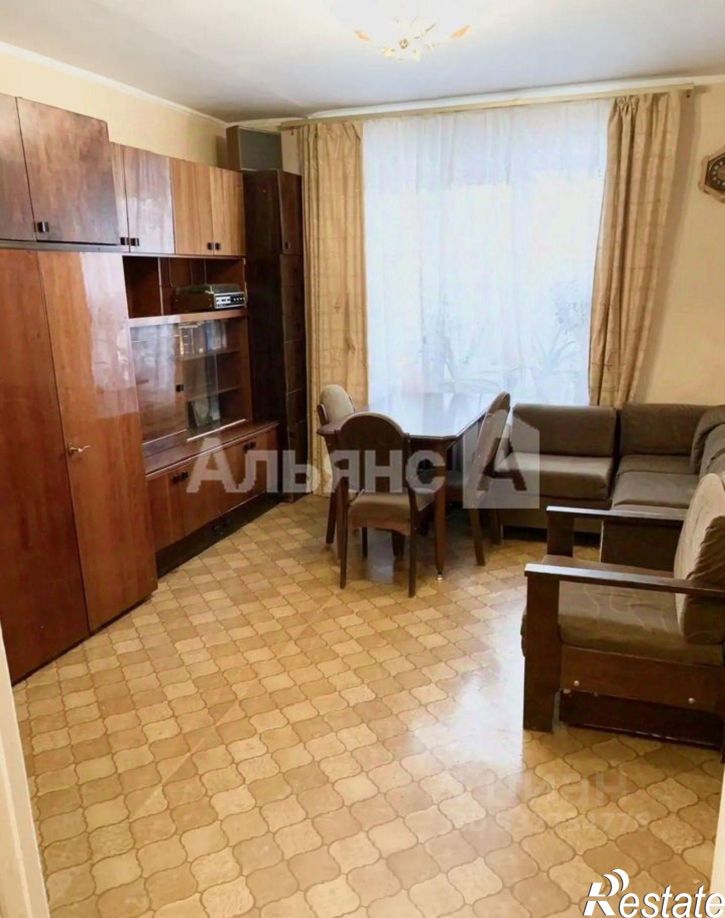 3-комн квартира Волгодонск, Курчатова пр-кт, 49