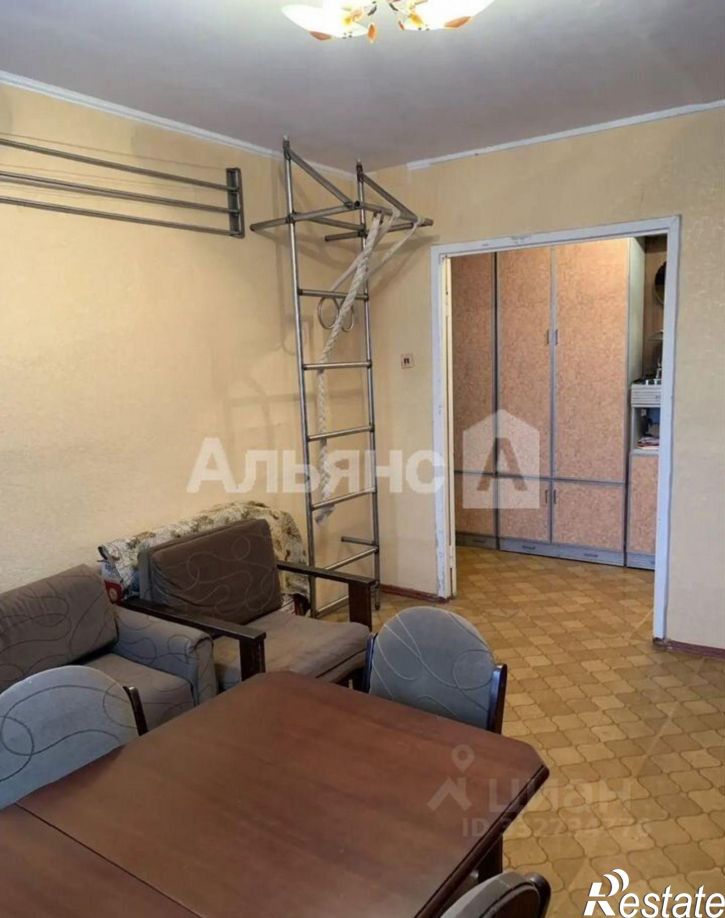 3-комн квартира Волгодонск, Курчатова пр-кт, 49