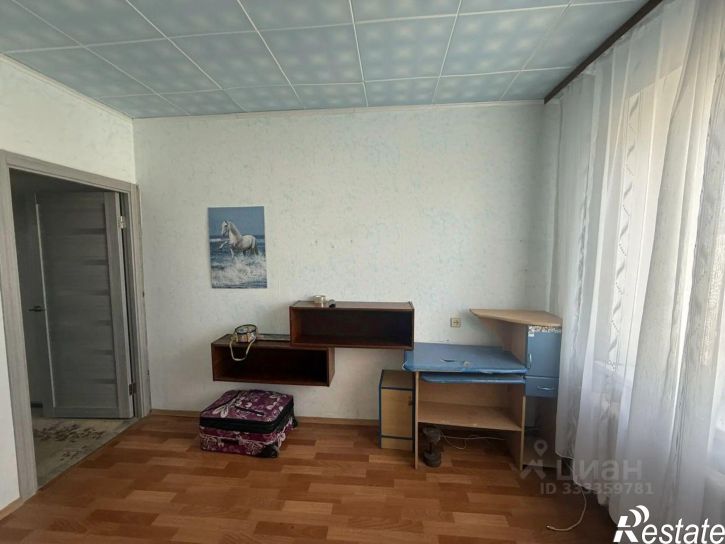 3-комн квартира ул Машиностроителей, 8,  д. 8