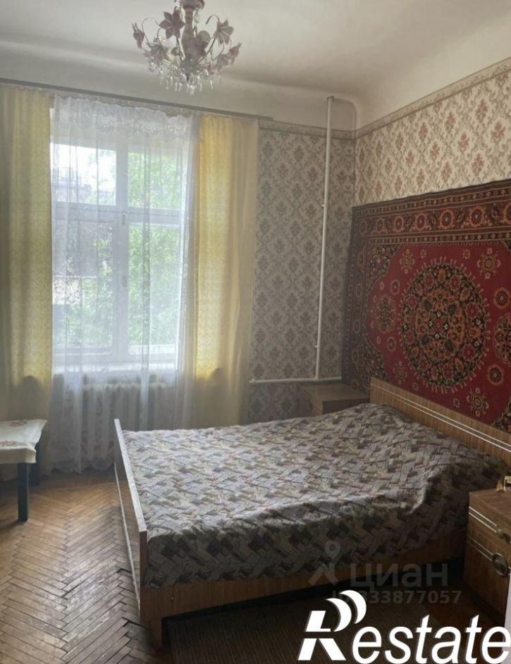 2-комн квартира улица Думенко, 5/54,  д. 5/54