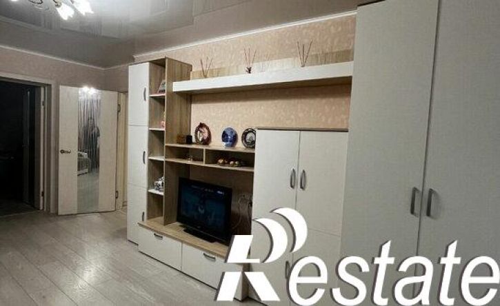 3-комн квартира улица Розы Люксембург, 52/1,  д. 52/1