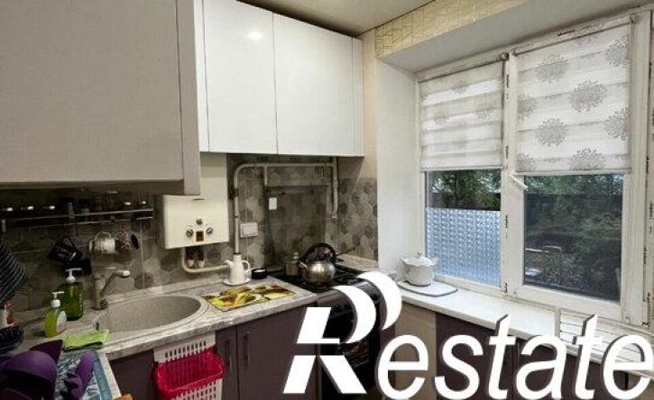 3-комн квартира улица Розы Люксембург, 52/1,  д. 52/1